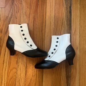 Bordello Flora pleasers shoes